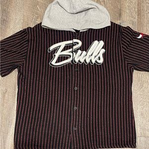 Chicago Bulls Shirt Adult NBA Baskeball Logo Button Up Hooded Mens